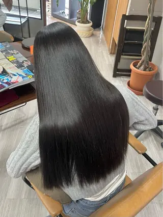 ロング alu所属・alu yuinaのヘアスタイル