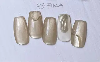 ネイル 29.FIKA misaのネイルデザイン
