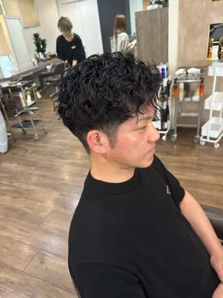 ショート パーマ メンズ 小川 音哉「fluer」のヘアスタイル