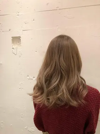 セミロング カラー 小森谷 亮太のヘアスタイル