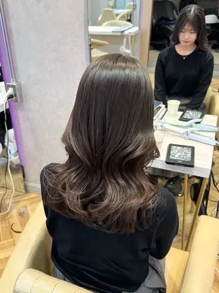 セミロング 韓国ヘア/艶髪/ 透明感カラー/つぐみのヘアスタイル
