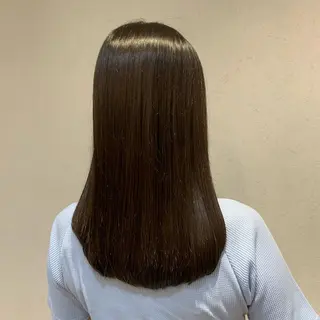 ミディアム BE EREA  PREMIATA所属・蓼沼 由莉のヘアスタイル