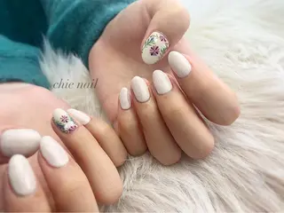 ネイル 森ノ宮❤︎ chieのネイルデザイン