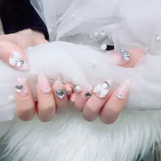 ミディアム artnailgallery所属・gallery Yumiのネイルデザイン
