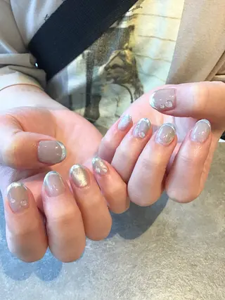 ネイル Nest 岩崎のネイルデザイン