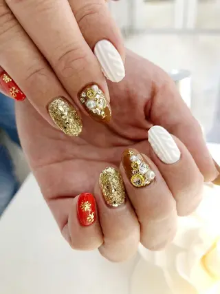 ネイル RUNWAY 　　の眉毛・アイブロウイメージ