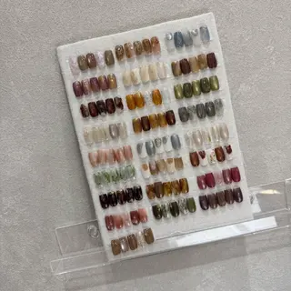 ネイル NINE_ AKARIのネイルデザイン