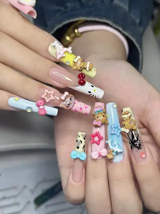 ネイル 桃子 Nail高円寺のネイルデザイン