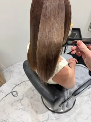ミディアム 濱川響太レディース カットモデルのヘアスタイル