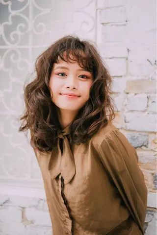 セミロング Gemini代表 Maedaのヘアスタイル