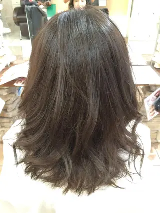 ミディアム セミロング カラー カラー/髪質改善スペ シャリスト宮本　伸一のヘアスタイル