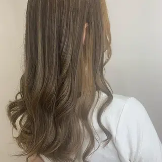 ロング カラー ViVi by freedomのヘアスタイル