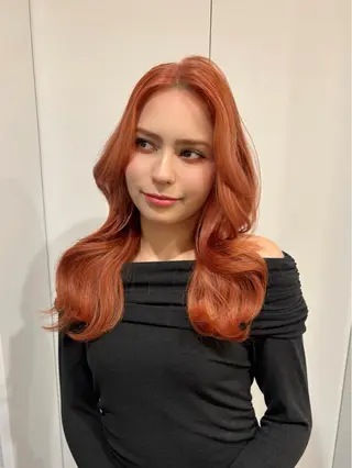 セミロング カラー ハイトーン/ウルフ/ レイヤー/Asukaのヘアスタイル