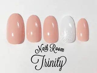 ネイル Trinity staffのネイルデザイン