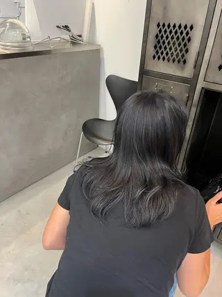 セミロング INORI /フェイスレイヤーのヘアスタイル