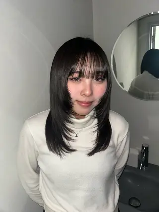 ミディアム ジャスミン 🧿のヘアスタイル
