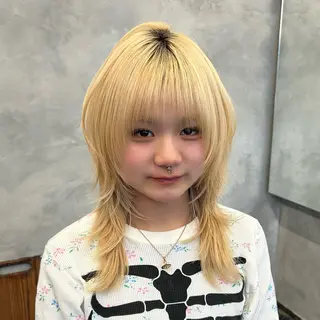 ミディアム 松川ヒナ|韓国レイヤ /耳つぼジュエリーのヘアスタイル