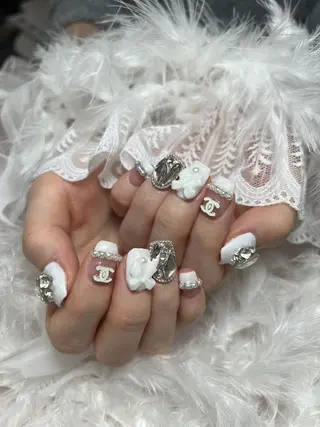 ネイル DEMAIN- 🌹のネイルデザイン