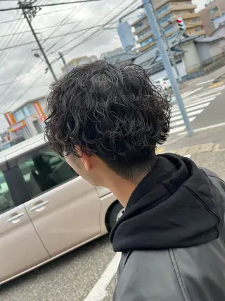 ミディアム パーマ メンズ パーマが得意な【最高 悠斗】のヘアスタイル