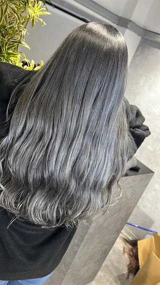 ロング カラー mimiiy梅田 中崎町ハイトーンのヘアスタイル