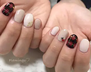 ネイル 浮きにくいフィルイン ｜上品シンプルネイルのネイルデザイン