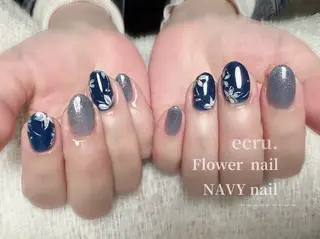 ネイル ecru.所属・TAKAHASHI NANAMIのマツエク・マツパデザイン