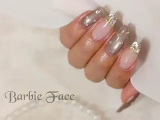 ネイル Barbie Faceのネイルデザイン