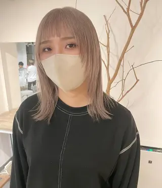 ミディアム カラー ✨艶ブリーチカラー ✨四ノ宮裕己のヘアスタイル
