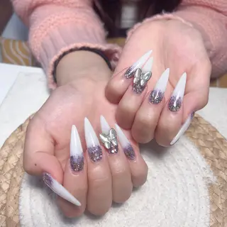 ネイル Maggie Nail🦩のネイルデザイン