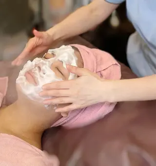 肌質改善エステ chiffonのエステ・リラクイメージ