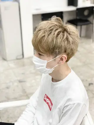 ショート メンズ ハイライト&曲がる 縮毛矯正特化 玉置のヘアスタイル