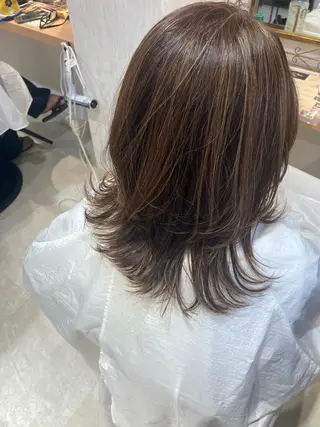 セミロング 艶カラー3850 まいのヘアスタイル