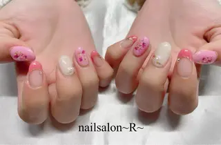 ネイル 〜 R〜 プライベートサロンのネイルデザイン