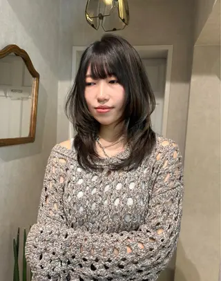 セミロング 艶ハイトーン/ 輝保🤍✨のヘアスタイル