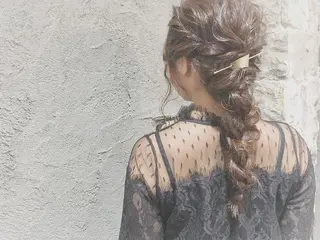 ロング ヘアアレンジ EMANON天神所属・Hitomi Ezakiのヘアスタイル