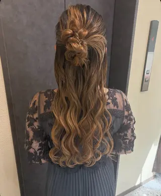 ロング Mila chihiroのヘアスタイル