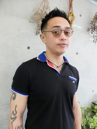 ショート メンズ ダブルカラー/ ケアブリーチ/クニトのヘアスタイル