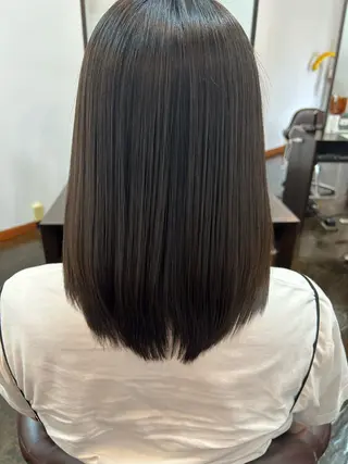 セミロング LaRuelle🦩 康本♦️髪質改善♦️のヘアスタイル