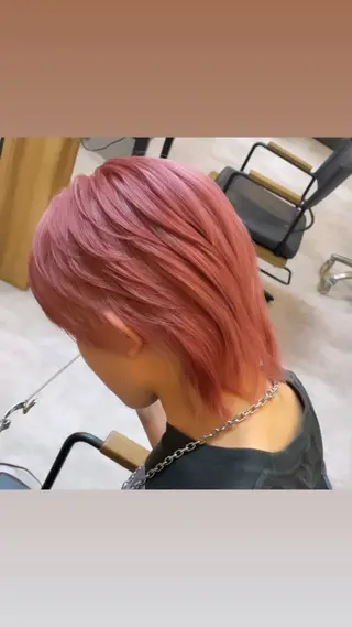 ショート 海外ハイトーン 🇺🇸sakiのヘアスタイル