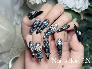 ネイル E.N🦋 長さ出し/持ち込みのネイルデザイン