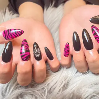 ネイル White lily所属・牧田 雅世のネイルデザイン