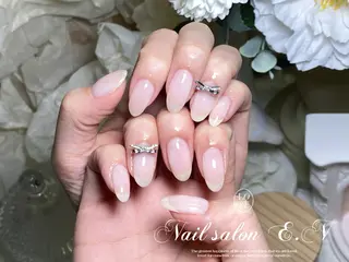 ネイル E.N🦋 長さ出し/持ち込みのネイルデザイン
