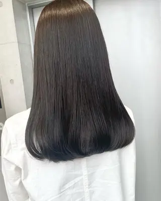 ロング カラー パーマ ヘアアレンジ 透明感/オリーブ/ グレージュ/YUKAのヘアスタイル