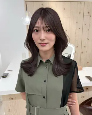 セミロング カラー 新宿/韓国ヘア/ 髪質改善ストレートのヘアスタイル