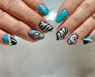 ネイル クレスト KATUURAのネイルデザイン