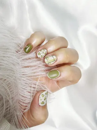 ネイル Romine アイラッシュ&ネイルのマツエク・マツパデザイン