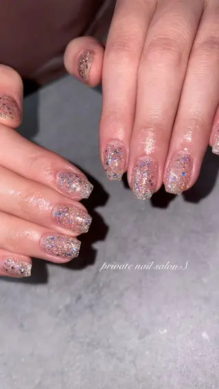 ネイル 関山 志乃のネイルデザイン