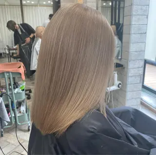 ミディアム カラー パーマ ヘアアレンジ メンズ キッズ ネイル マツエク・マツパ ハイライト、レイヤー カット/西梅田/中西のヘアスタイル