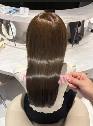 ロング KIND所属・KIND 佐藤 和奏のヘアスタイル