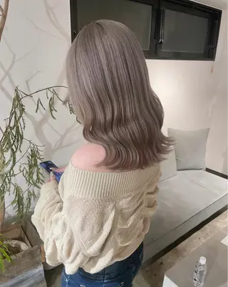 ミディアム カラー ✨艶ブリーチカラー ✨四ノ宮裕己のヘアスタイル